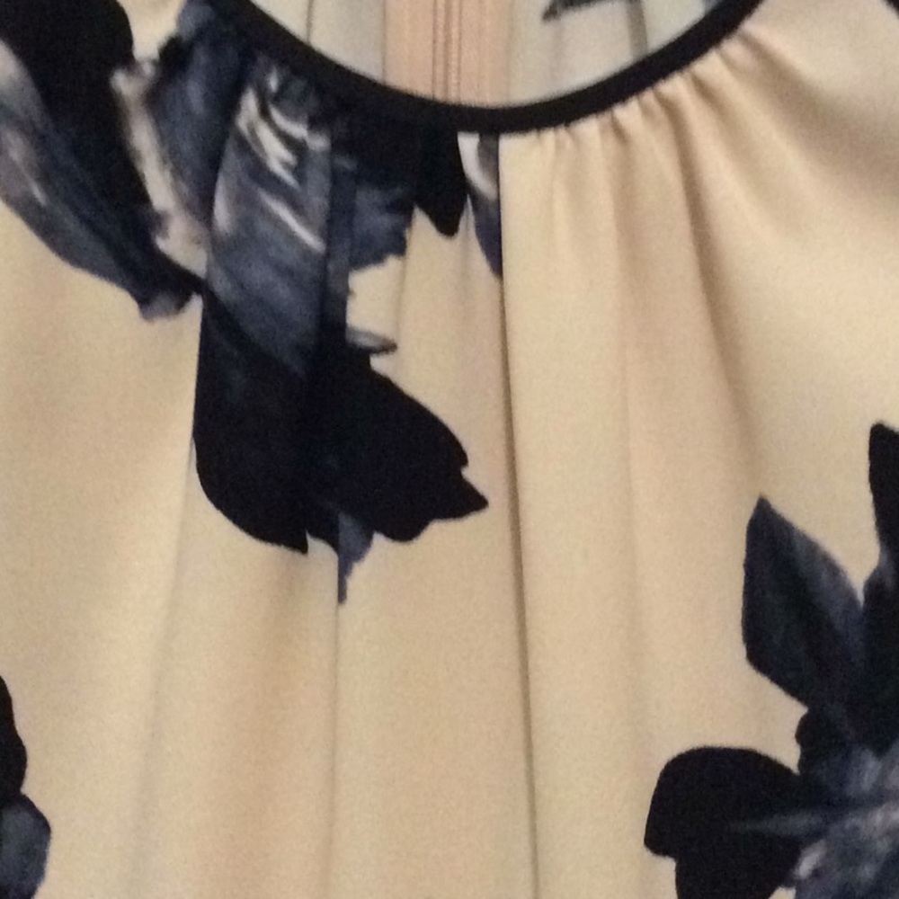 Kate Spade dress. - Picture 6 of 8